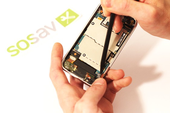 Guide photos remplacement bouton vibreur (mute) iPhone 3GS (Etape 12 - image 1)