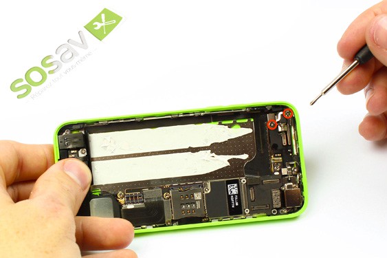 Guide photos remplacement bouton vibreur iPhone 5C (Etape 14 - image 1)