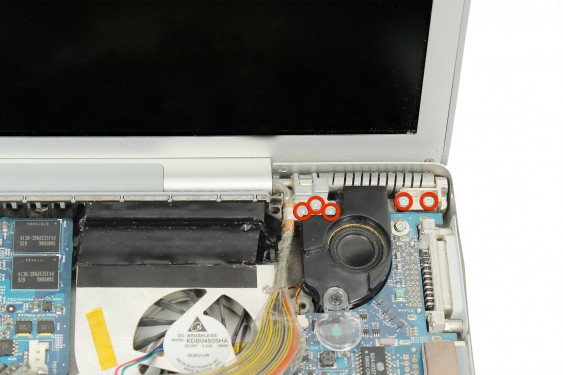 Guide photos remplacement ecran lcd complet Macbook Pro 17"  Modèles A1151, A1212, 1229 & A1261 (Etape 20 - image 1)