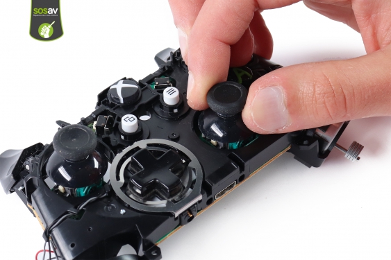 Guide photos remplacement ensemble de boutons (xyba / start / xbox) Manette Xbox One S (V3) (Etape 12 - image 1)