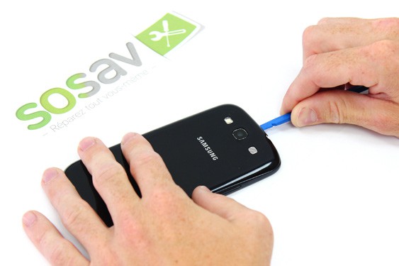 Guide photos remplacement bouton power Samsung Galaxy S3 (Etape 2 - image 1)