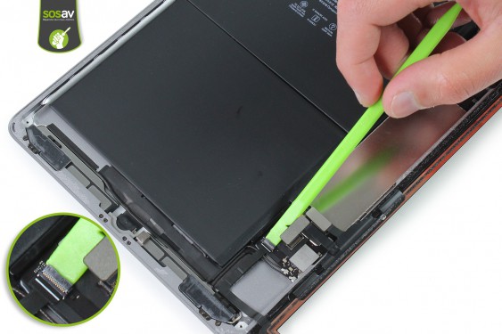 Guide photos remplacement bouton home / touch id iPad 5 (2017) (Etape 14 - image 1)