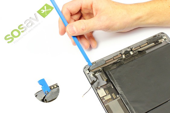 Guide photos remplacement antenne wifi droite iPad Air 1 WiFi (Etape 23 - image 1)