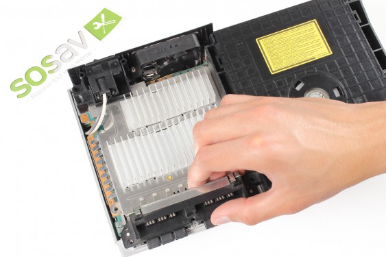 Guide photos remplacement carte mère Playstation 2 Fat (Etape 3 - image 2)
