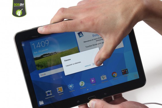 Guide photos remplacement vitre tactile Galaxy Tab 4 10.1 (Etape 1 - image 3)