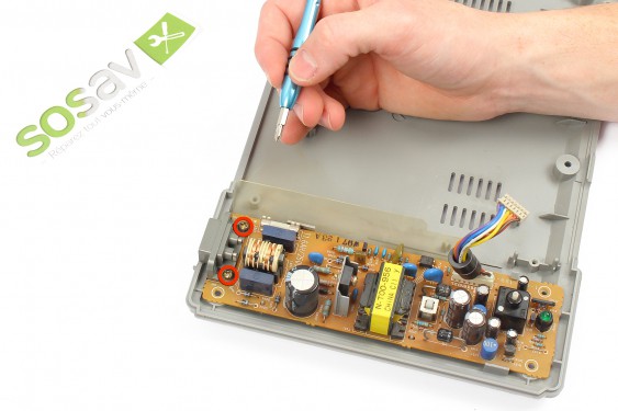 Guide photos remplacement coque inférieure Playstation (Etape 19 - image 1)