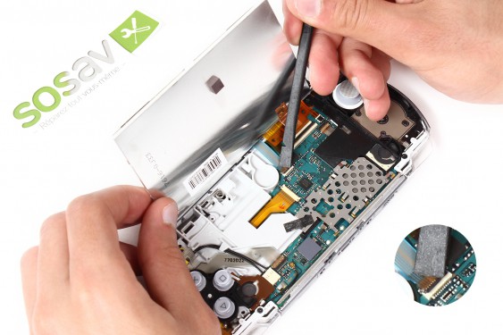 Guide photos remplacement connecteur d'alimentation PSP 2000 (Etape 12 - image 2)