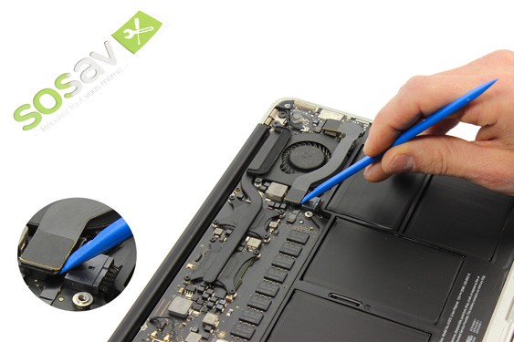 Guide photos remplacement ecran MacBook Air 11" Fin 2010 (EMC 2393) (Etape 8 - image 1)