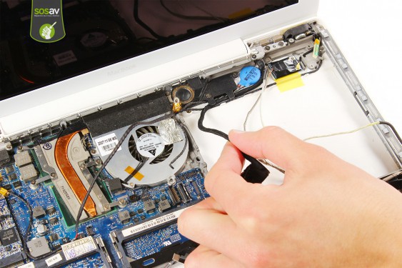 Guide photos remplacement pile de sauvegarde Macbook Core 2 Duo (A1181 / EMC2200) (Etape 21 - image 3)