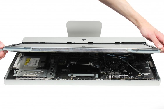 Guide photos remplacement récepteur infrarouge iMac 27" fin 2009 (EMC 2309 et 2374) (Etape 7 - image 2)