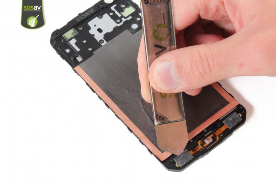 Guide photos remplacement nappe bouton home / touches tactiles Samsung Galaxy J3 2016 (Etape 24 - image 3)