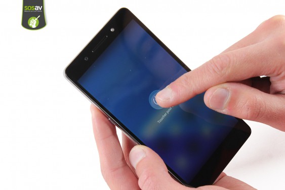 Guide photos remplacement nappe boutons power et volume Honor 7 (Etape 1 - image 3)