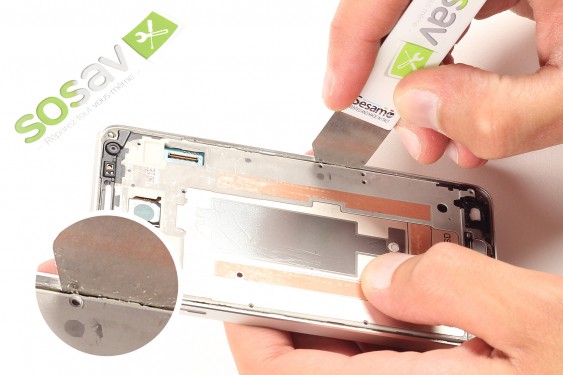 Guide photos remplacement connecteur de charge Samsung Galaxy Alpha (Etape 11 - image 1)