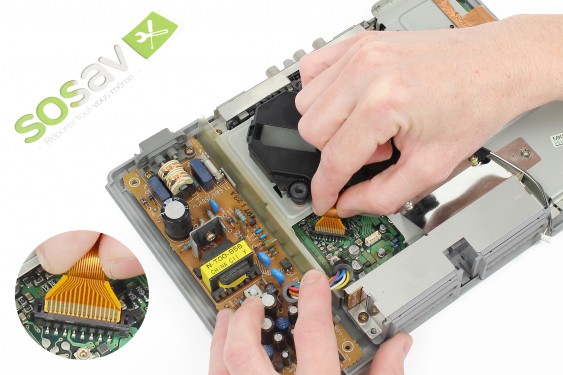 Guide photos remplacement châssis interne Playstation (Etape 6 - image 2)