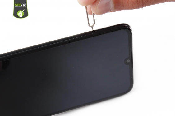 Guide photos remplacement ecran Huawei Y6 2019 (Etape 2 - image 1)