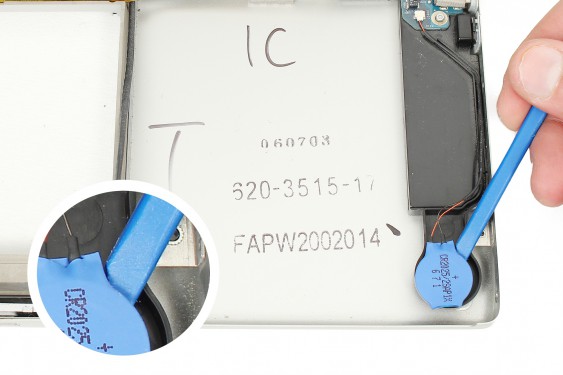 Guide photos remplacement pile de sauvegarde Macbook Pro 17" Modèles A1151, A1212, 1229 & A1261 (Etape 22 - image 2)