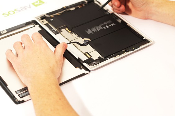 Guide photos remplacement vitre tactile iPad 2 3G (Etape 15 - image 3)