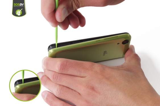 Guide photos remplacement batterie Wiko Sunny 2 (Etape 2 - image 2)