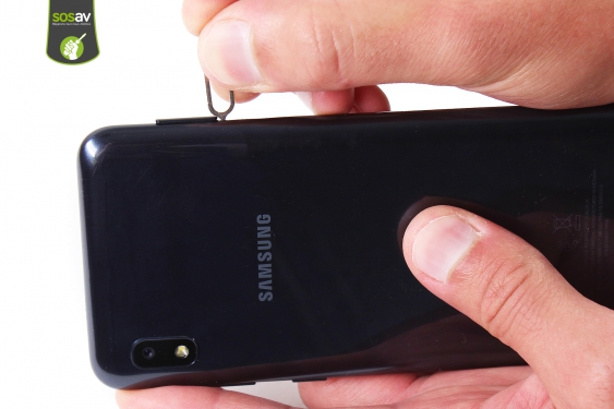 Guide photos remplacement vibreur Galaxy A10 (Etape 2 - image 2)