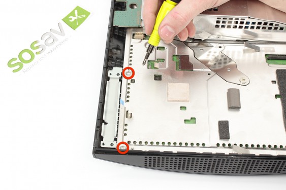 Guide photos remplacement pile de mémoire Playstation 3 Fat (Etape 17 - image 1)