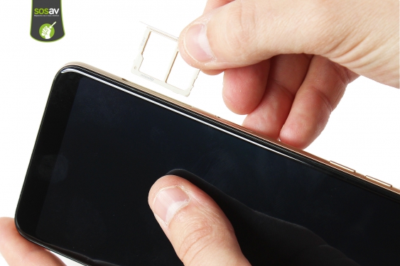 Guide photos remplacement haut-parleur externe Galaxy A6+ (2018) (Etape 2 - image 3)