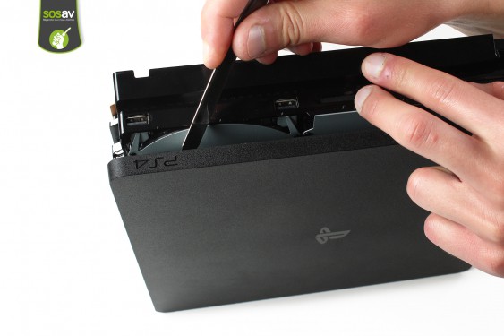 Guide photos remplacement capot supérieur Playstation 4 Slim (Etape 9 - image 4)