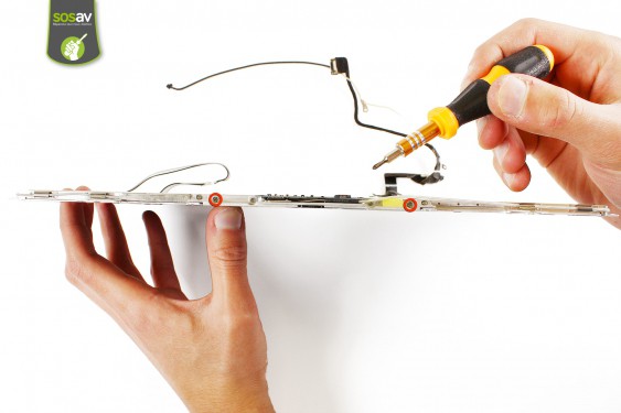 Guide photos remplacement dalle lcd Macbook Core 2 Duo (A1181 / EMC2200) (Etape 35 - image 4)