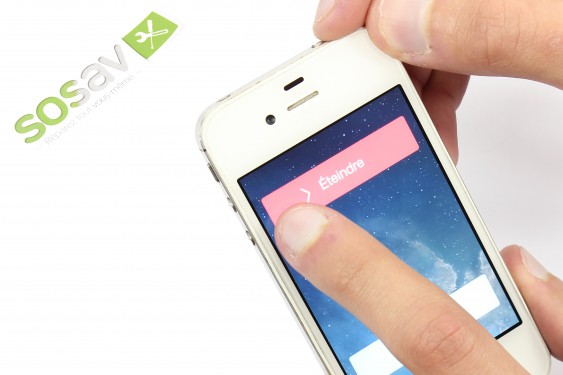 Guide photos remplacement nappe capteur proximité et luminosité + bouton power iPhone 4S (Etape 1 - image 1)