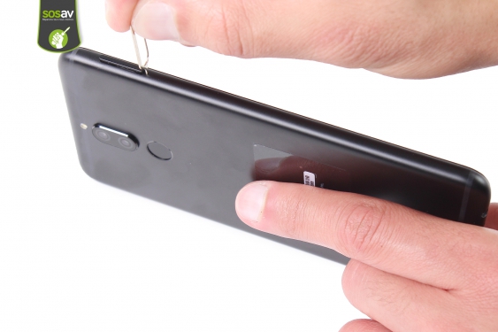 Guide photos remplacement batterie Huawei Mate 10 lite (Etape 2 - image 2)