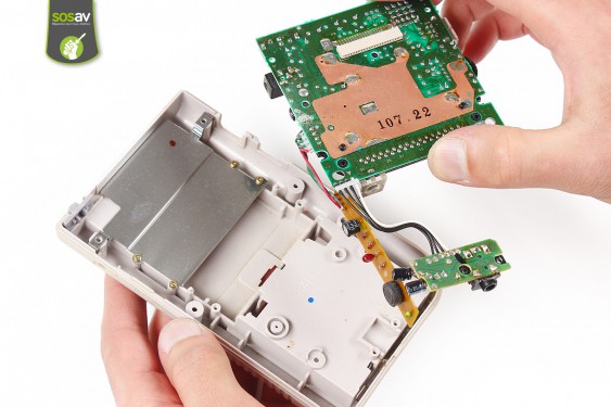 Guide photos remplacement bouton d'allumage et extinction Game Boy (Etape 8 - image 3)