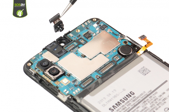 Guide photos remplacement caméra avant Galaxy A30 (Etape 11 - image 4)