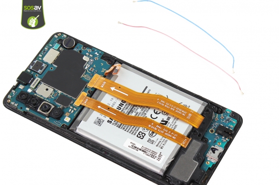 Guide photos remplacement câbles d'interconnexion Galaxy A9 (2018) (Etape 16 - image 1)