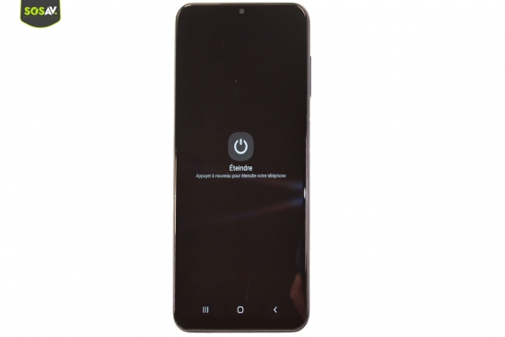 Guide photos remplacement batterie Galaxy A13 (Etape 1 - image 3)