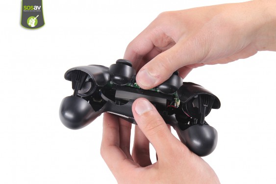 Guide photos remplacement haut-parleur externe Manette Dualshock (Playstation 4) (Etape 4 - image 1)