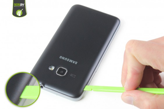 Guide photos remplacement coque arrière Galaxy J1 2016 (Etape 2 - image 1)