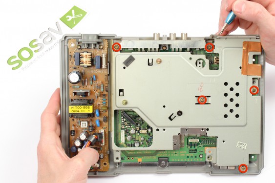 Guide photos remplacement châssis interne Playstation (Etape 13 - image 1)