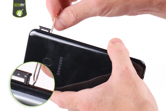 Guide photos remplacement vitre caméra arrière Galaxy A20 (Etape 2 - image 2)