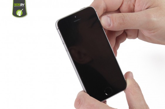 Guide photos remplacement boutons de volume et vibreur iPhone SE (Etape 1 - image 4)