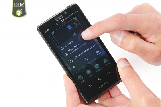 Guide photos remplacement câble d'interconnexion gsm Xperia T (Etape 1 - image 2)