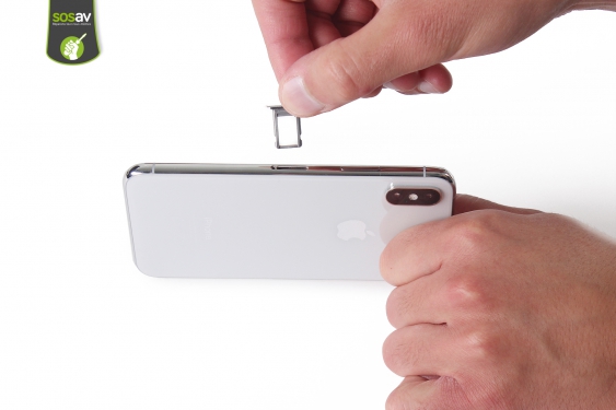 Guide photos remplacement batterie iPhone XS (Etape 2 - image 3)
