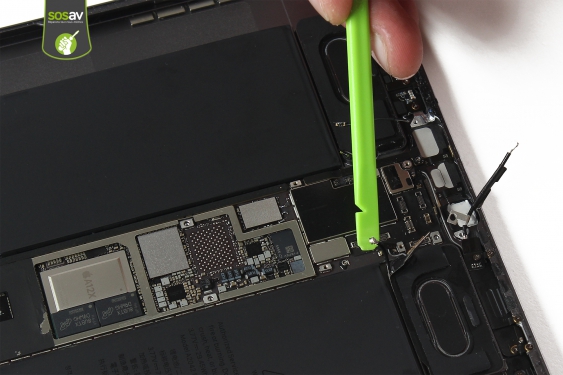 Guide photos remplacement carte mère iPad Pro 11" (2018) 4G (Etape 26 - image 2)