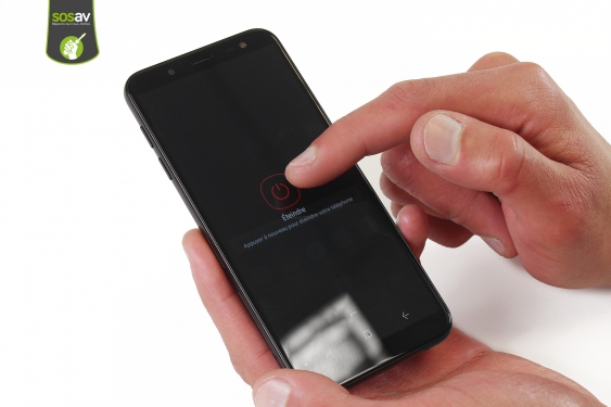 Guide photos remplacement caméra avant Galaxy J6 (Etape 1 - image 3)