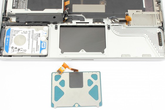Guide photos remplacement trackpad MacBook Pro 15" Fin 2008 - Début 2009 (Modèle A1286 - EMC 2255) (Etape 36 - image 1)