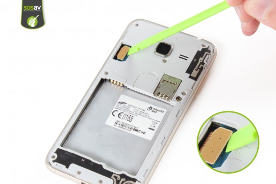 Guide photos remplacement caméra avant Samsung Galaxy J3 2016 (Etape 7 - image 1)