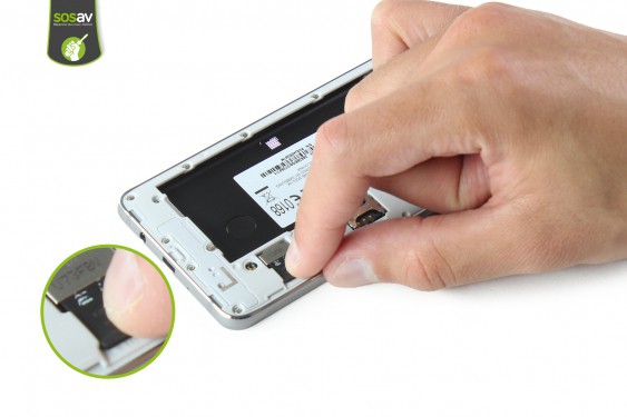 Guide photos remplacement caméra arrière Samsung Galaxy J5 2016 (Etape 8 - image 1)