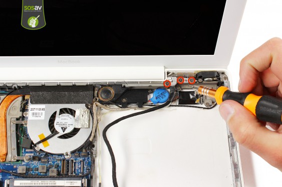 Guide photos remplacement dalle lcd Macbook Core 2 Duo (A1181 / EMC2200) (Etape 20 - image 1)