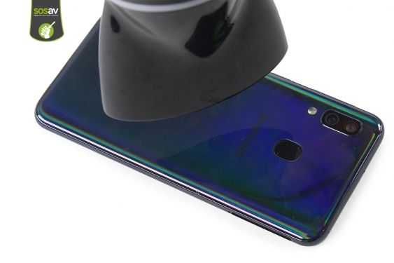 Guide photos remplacement carte mère / caméra arrière Galaxy A40 (Etape 4 - image 1)