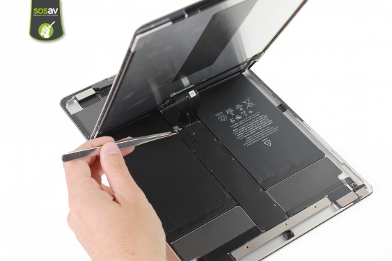 Guide photos remplacement batterie iPad Pro 12,9" (2015) (Etape 9 - image 2)