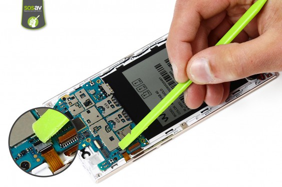 Guide photos remplacement ecran lcd Wiko Ridge Fab 4G (Etape 14 - image 2)