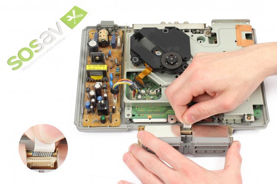 Guide photos remplacement bloc manettes + cartes mémoire Playstation (Etape 7 - image 3)